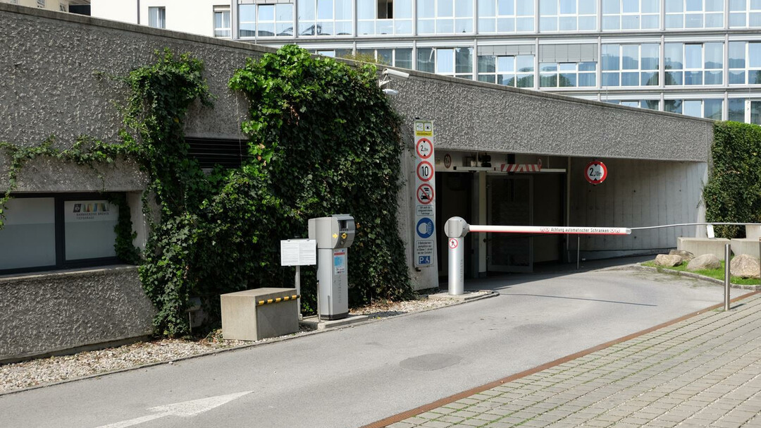 underground parking garage Barmherzige Brüder - entry | © Krankenhaus der Barmherzigen Brüder