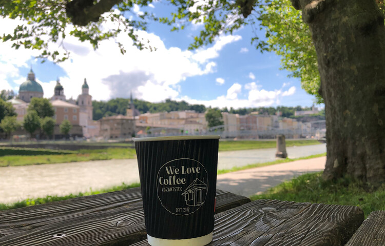 Kaffee von we love Coffee an der Salzach | © Tourismus Salzburg GmbH / K. Brugger
