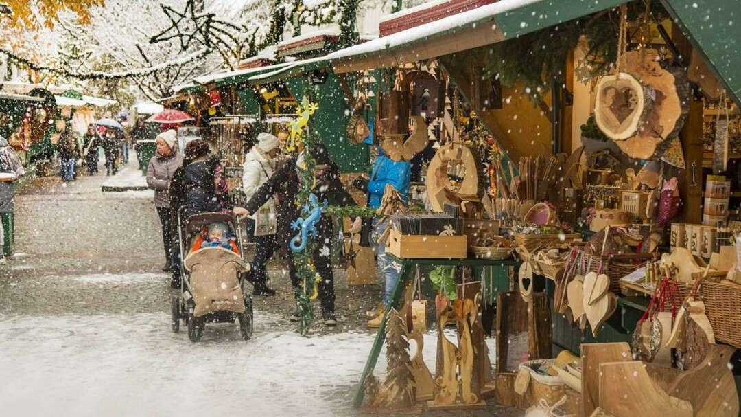 Weihnachtsmarkt am Mirabellplatz | © weihnachtsmarkt-salzburg.at