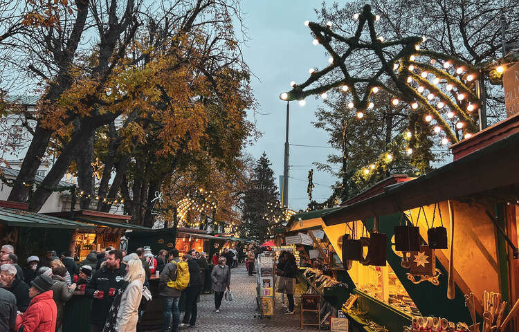 Stimmungsvoller Weihnachtsmarkt am Mirabellplatz | © Tourismus Salzburg / B. Brunauer