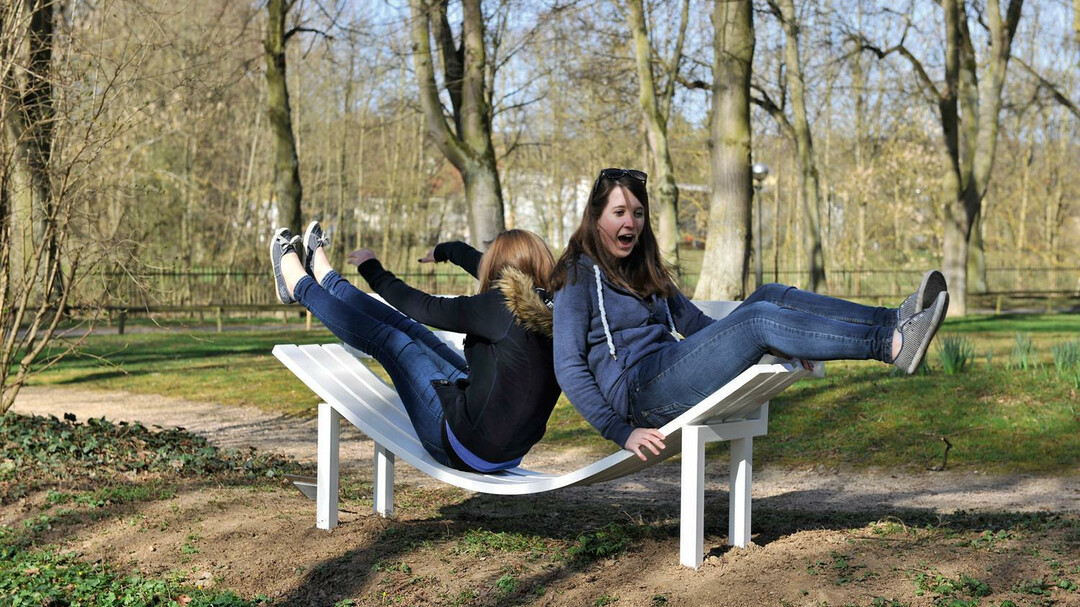 Jeppe Hein, Modified Bench, 2005 Sammlung Würth | © Volker Naumann