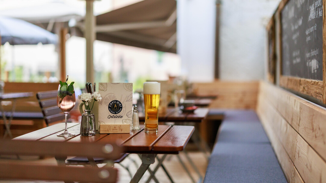 Sitzecke außen | © Zum Zirkelwirt