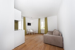 AmadeusRes-Zi-2--6206