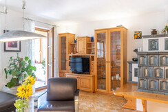 Wohnz mit Kachelofen