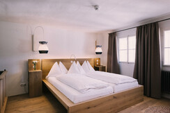 Doppelzimmer SMALL arthotel Blaue Gans Ingo Pertra