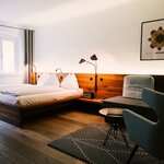 Фото Полулюкс, ванна, туалет