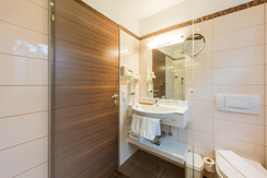 Doppelzimmer Superior 03