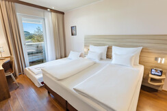 024-W-room-example-family-room-executive-family-ro