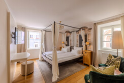 AMADEUS-Zimmer-30-ADZ-photo-by-michaelgroessinger.