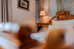 AMADEUS-Zimmer-44-ADZ-photo-by-michaelgroessinger.