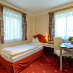 Photo of Single room, shower or bath, toilet | © Tourismus Salzburg GmbH / G. Breitegger