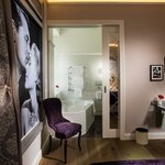 Image de twin avec bain, WC