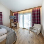 Zdjęcie Pokój dwuosobowy, prysznic, WC