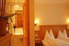 Zimmer Blick ins Bad