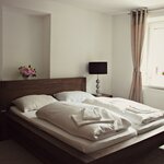 Bild von Vierbettzimmer, Dusche oder Bad, WC, 2 Schlafräume