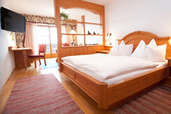 18， Gasthof Steinerwirt， Zimmer_MWE_8362