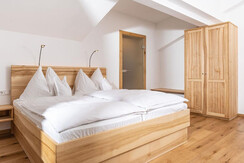 Steinerwirt_Zimmer_Weissbild_20200828_007