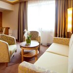 immagine di camera 4 letti doccia o vasca, WC