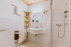 Doppelzimmer Budget Bad