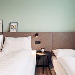 Photo of Triple room, shower, toilet