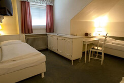 Zweibettzimmer (2)