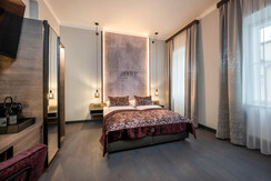 CLASSIC andrä mit Stadtblick