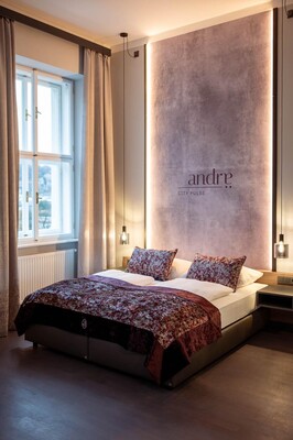 SIGNATURE andrä mit Festungsblick Doppelbett