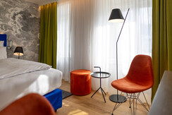 STEIN-Zimmer-305B-SDZS-photo-by-michaelgroessinger