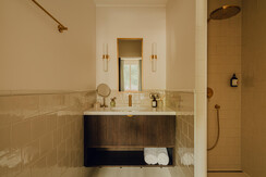 Hirschen Hotel 2000 ©Pion Studio