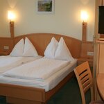 Bild von Vierbettzimmer, Dusche, WC