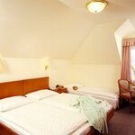 Bild von Dreibettzimmer mit Bad, WC