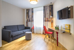 couch-in-suite4-jufa-hotel-salzburg-720x490