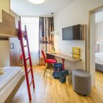 Photo of Suite, shower or bath, toilet, superior