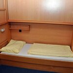 Photo of 4-bed room, shower, toilet