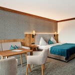 Image de suite avec douche, WC