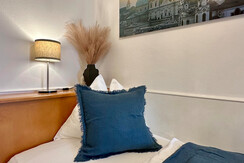 Room Pictures_Room_EZ_0