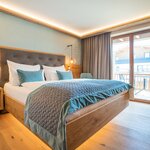 Photo of single room with shower, WC