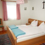 Photo of double room with shower, WC