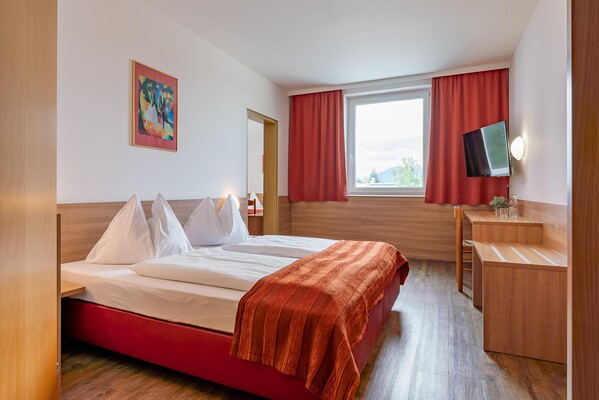 Zimmer mit Verb.Tür