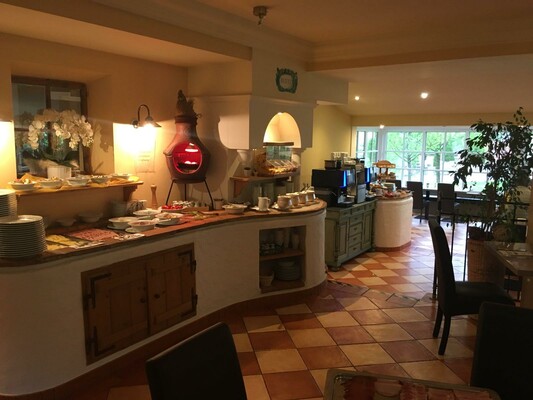 Frühstück im Landgasthof Kirchbichl