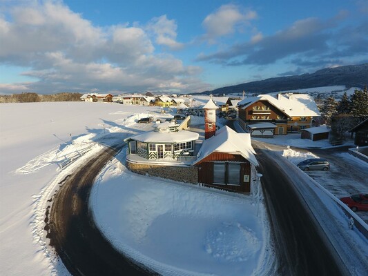 Landgasthof Kirchbichl im Winter