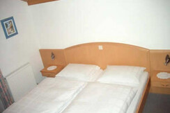 csm_zimmer2_02_f27858bf02