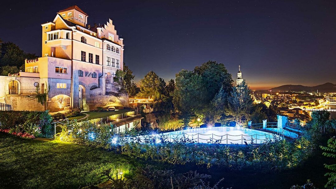 Außenansicht Abend | © Hotel Schloss Mönchstein
