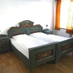 Photo of double room with shower, WC | © Hotel Schwarzes Rössl