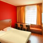 Photo of double room with shower, WC | © Star Inn Hotel Salzburg