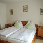 Photo of double room with shower, WC