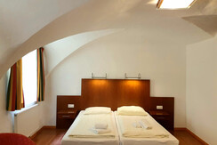 Zwei-Raum-Apartment mit Balkon