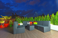 Dachterrasse bei Nacht