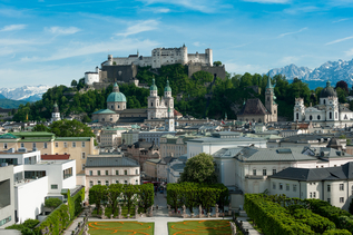 Panorama vom Mirabellgarten in Salzburg mit Blick auf die Festung Hohensalzburg | © Tourismus Salzburg
