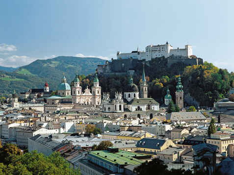 View over Salzburg's old town to Fortress Hohensalzburg | © Tourismus Salzburg GmbH